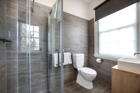 Nightcap at Pymble Hotel - Accommodation Asia 3