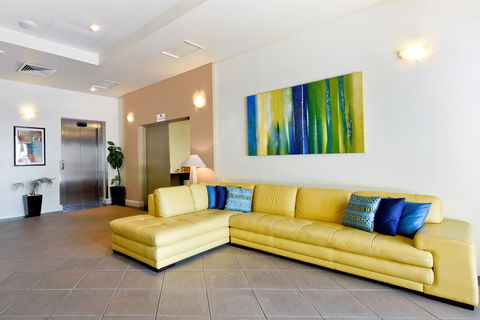 Metro Advance Apartments & Hotel - Accommodation Asia 2