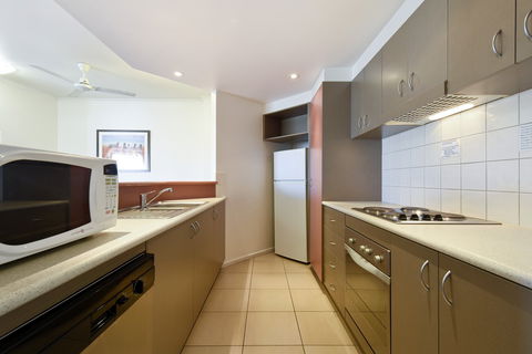 Metro Advance Apartments & Hotel - Accommodation Asia 4