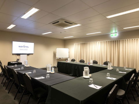 Novotel Darwin Airport Hotel - Accommodation Asia 8