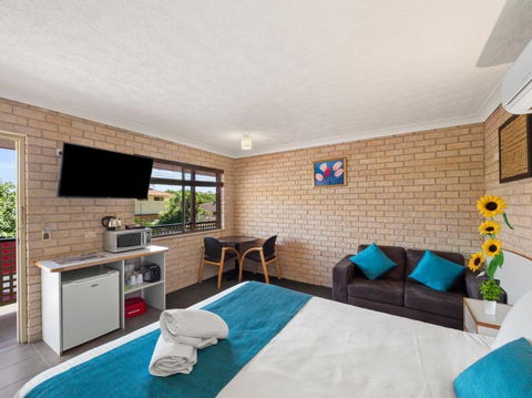 Kennedy Drive Motel - Accommodation Asia 4