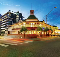Oaks Grand Gladstone - Accommodation Guide