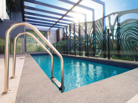 Oaks Grand Gladstone - Accommodation Asia 2