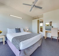 Camelot Motel - Accommodation Guide