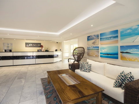 Oaks Oasis, Caloundra - Accommodation Guide 1