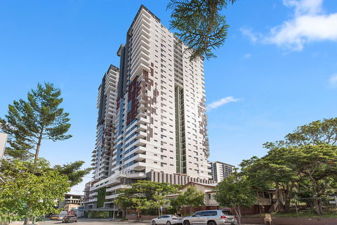 Arise Ivy And Eve - Accommodation Asia 2
