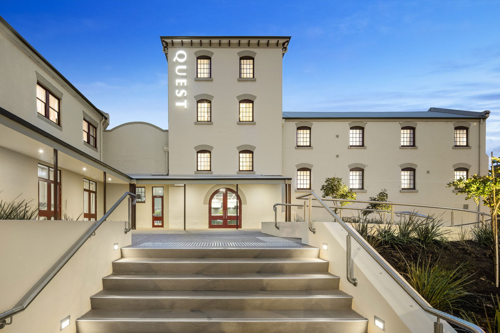 Newcastle NSW Accommodation Asia
