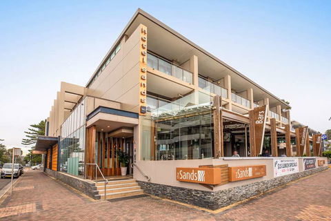 Narrabeen Sands Hotel By Nightcap Plus - Accommodation Guide 1