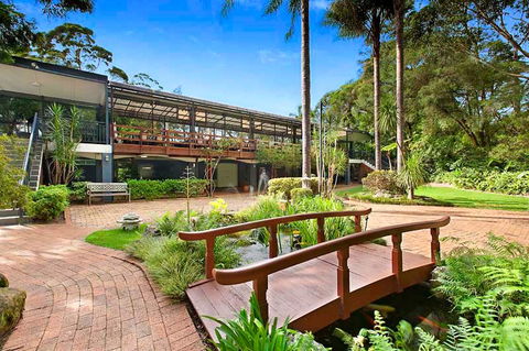 Checkers Resort & Conference Centre - Accommodation Asia 0