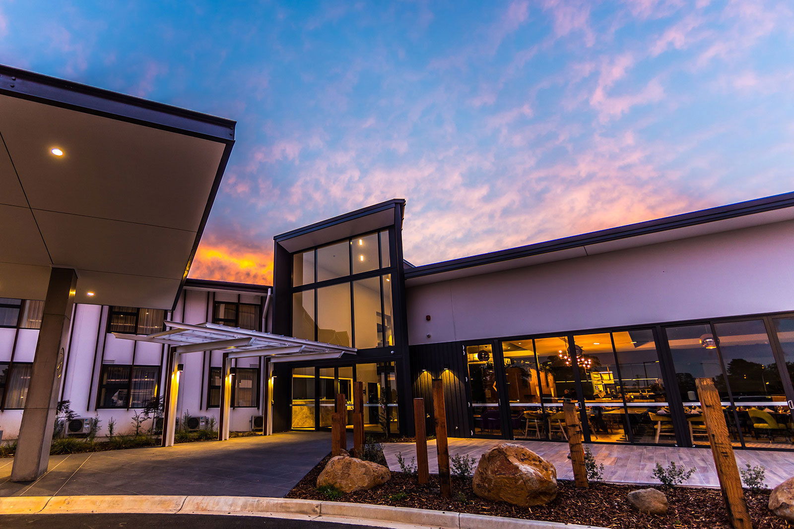 Trangie NSW Accommodation Asia