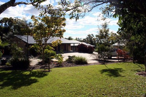 Emeraldene Inn & Eco Lodge - Accommodation Asia 0