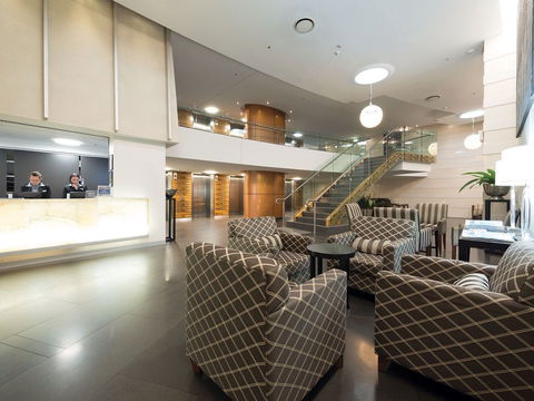 Oaks Aurora - Accommodation Asia 1