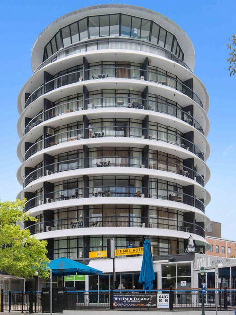 Madison Tower Mill Hotel - Accommodation Asia 0