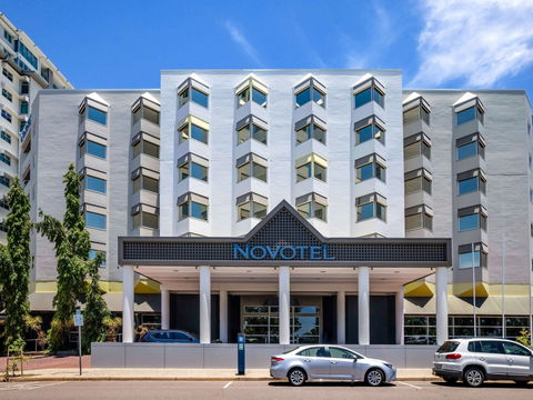 Novotel Darwin Atrium - Accommodation Guide 1