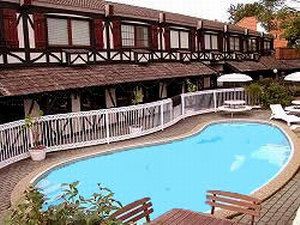Golden Chain Ascot Motor Inn - Accommodation Asia 2
