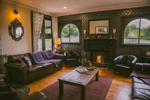 Sylvan Glen Guest House - Accommodation Asia 0