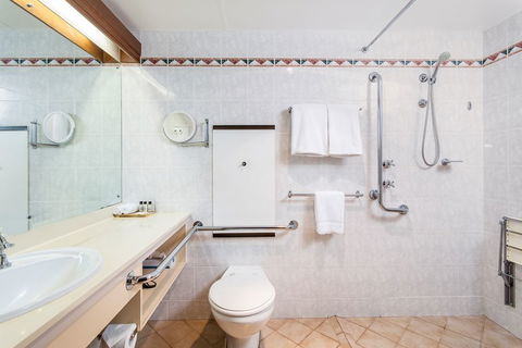 Adelaide Inn - Accommodation Asia 2