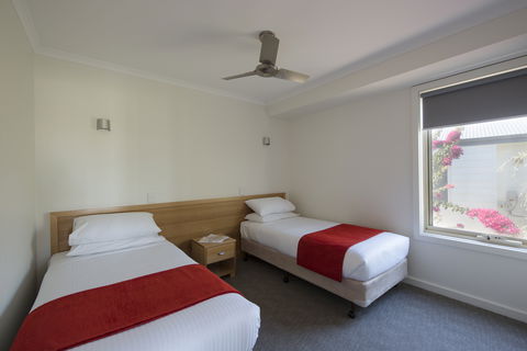 West Beach Parks - Accommodation Guide 1