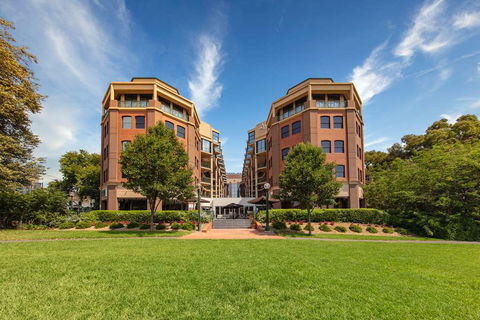 Amora Hotel Riverwalk Melbourne - Accommodation Asia 0
