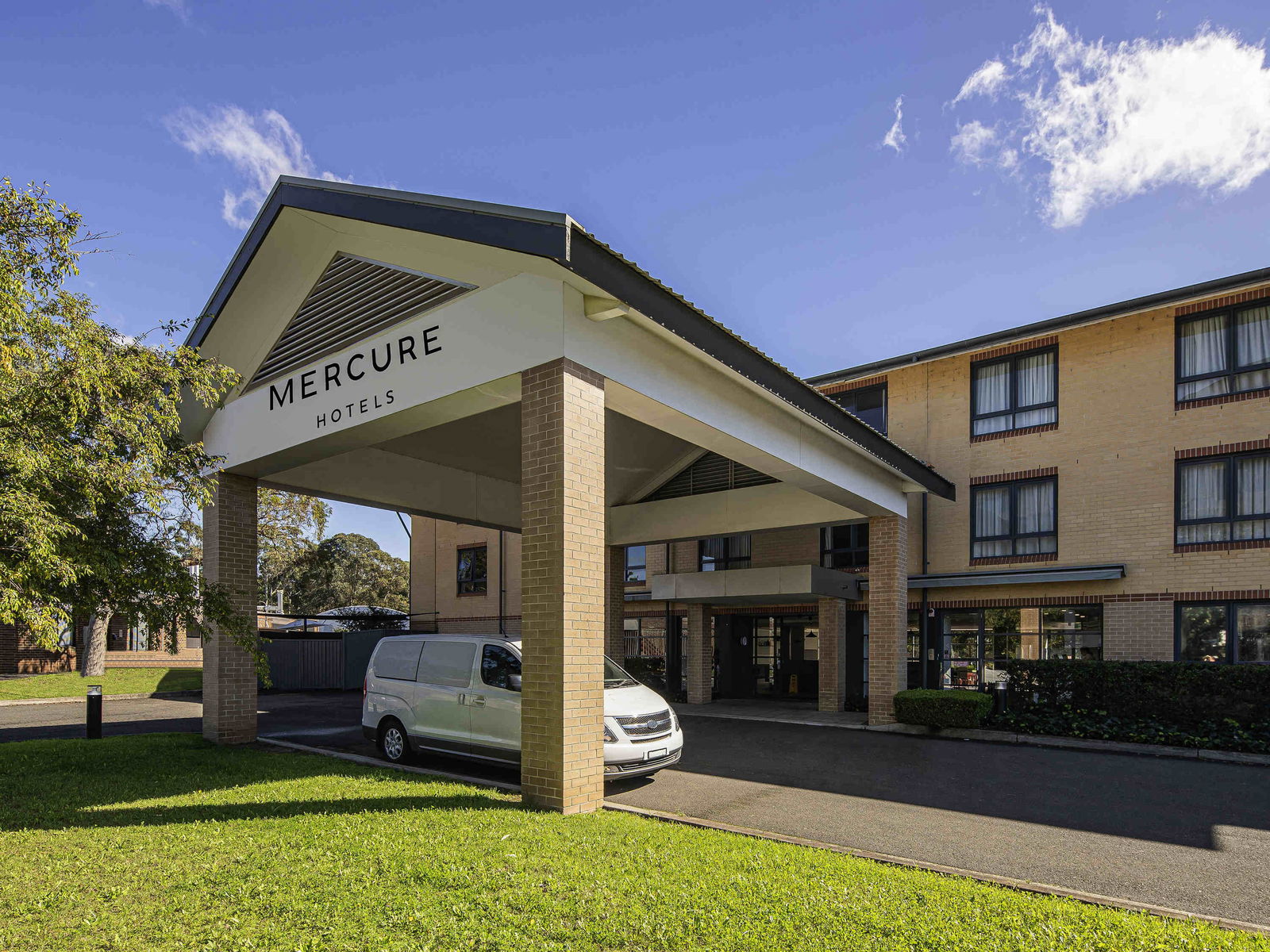 Blenheim Road NSW Accommodation Asia