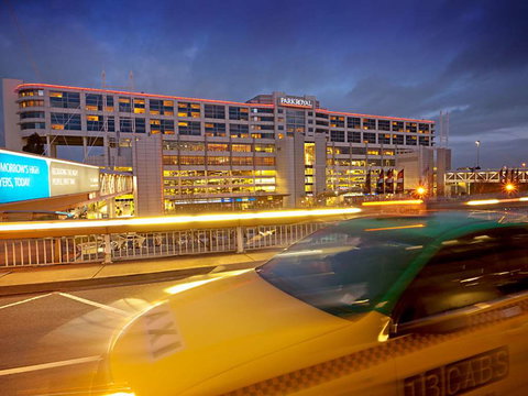 PARKROYAL Melbourne Airport - Accommodation Guide 0