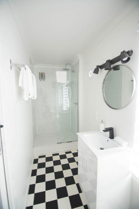 Siesta Central Apartments - Accommodation Asia 1