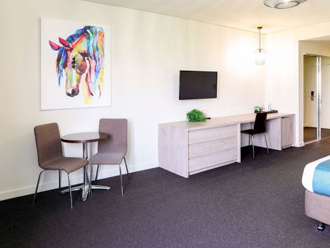 Mantra Melbourne Melton - Accommodation Guide 1