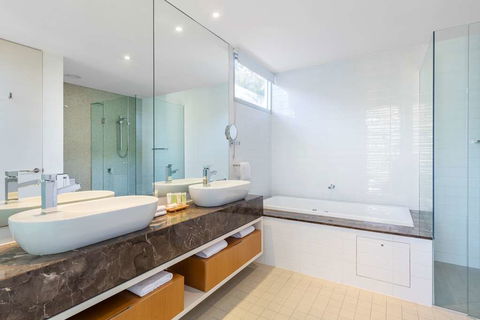 RACV Noosa Resort - Accommodation Asia 2