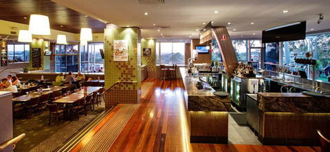 Nightcap At Shoppingtown Hotel - Accommodation Asia 4