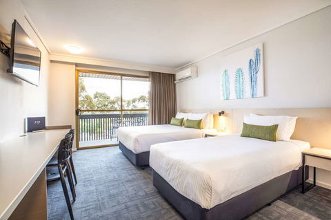 Nightcap At Shoppingtown Hotel - Accommodation Asia 5