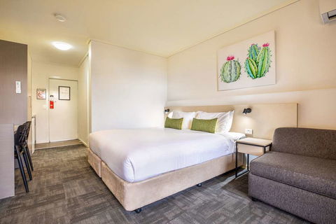Nightcap At Shoppingtown Hotel - Accommodation Asia 7
