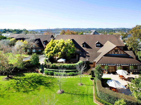 Grand Mercure The Hills Lodge - Accommodation Asia 7