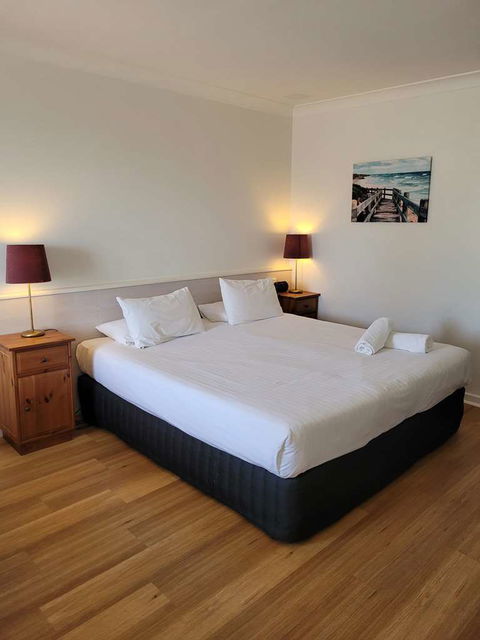 SureStay By BW The Clarence On Melville - Accommodation Asia 2