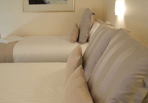 SureStay By BW The Clarence On Melville - Accommodation Asia 6