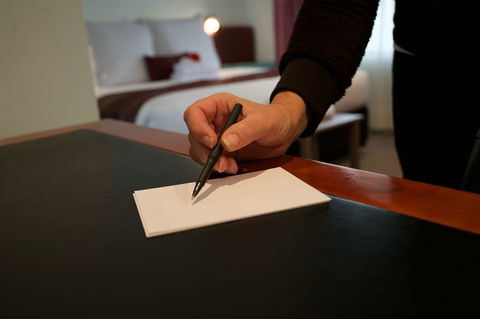 SureStay By BW The Clarence On Melville - Accommodation Asia 10
