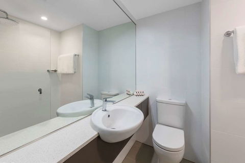 Travelodge Sydney Airport - Accommodation Asia 8
