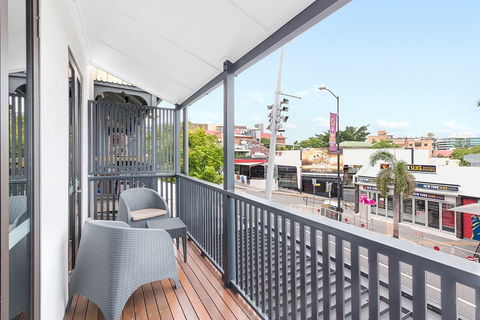Gambaro Hotel - Accommodation Asia 17