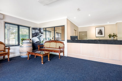 Hawkesbury Race Club Motel - Accommodation Asia 1