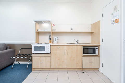 Hawkesbury Race Club Motel - Accommodation Asia 6