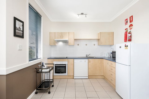 Hawkesbury Race Club Motel - Accommodation Asia 11