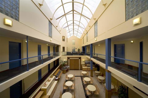 Capital Executive Apt Hotel Canberra - Accommodation Asia 1