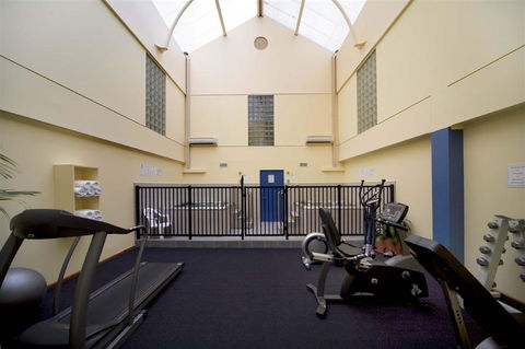 Capital Executive Apt Hotel Canberra - Accommodation Asia 8