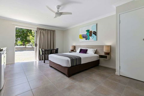 Econo Lodge Beachside - Accommodation Guide 4