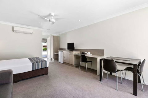 Econo Lodge Beachside - Accommodation Guide 9