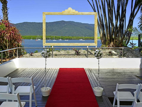 Pullman Reef Hotel Casino - Accommodation Asia 1