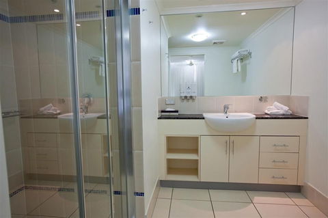 Park Regis City Quays - Accommodation Asia 13