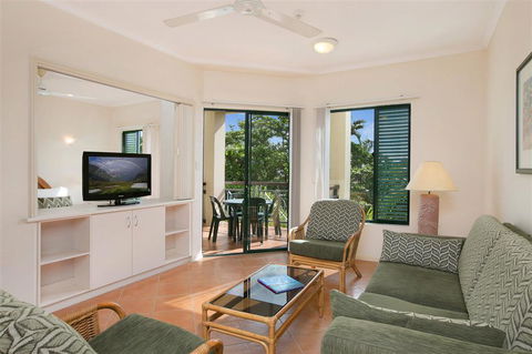 Tropic Towers Apartments - Accommodation Asia 3