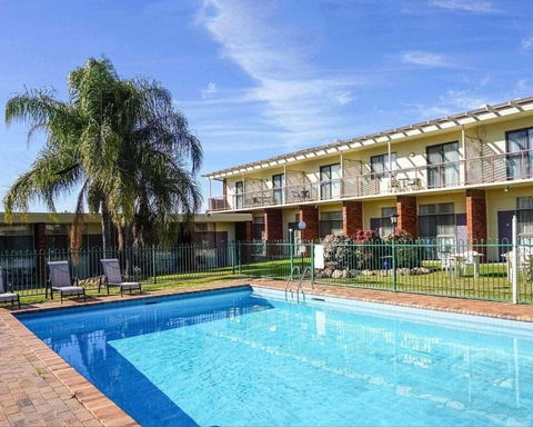 Redhill Tamworth Motor Inn - Accommodation Asia 0