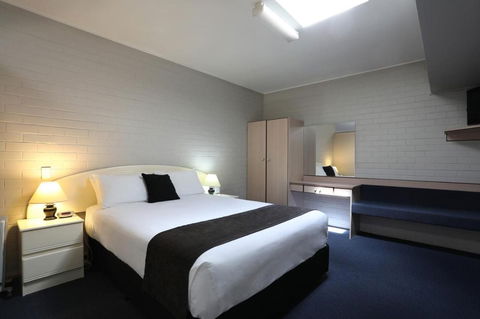 Redhill Tamworth Motor Inn - Accommodation Asia 1