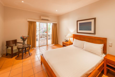 The Continental Hotel - Accommodation Guide 2